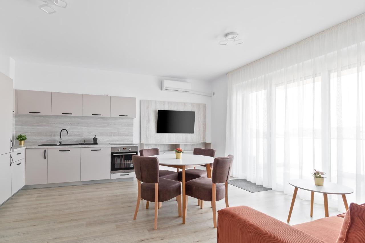 Grand Hill Flats Apartment Oradea Luaran gambar